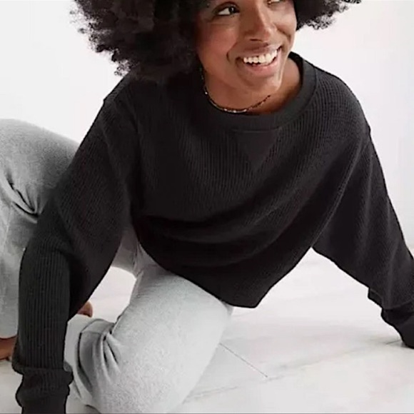 aerie Tops - Aerie "The Sweat Waffle Knit Crewneck Sweatshirt" Black Size small
